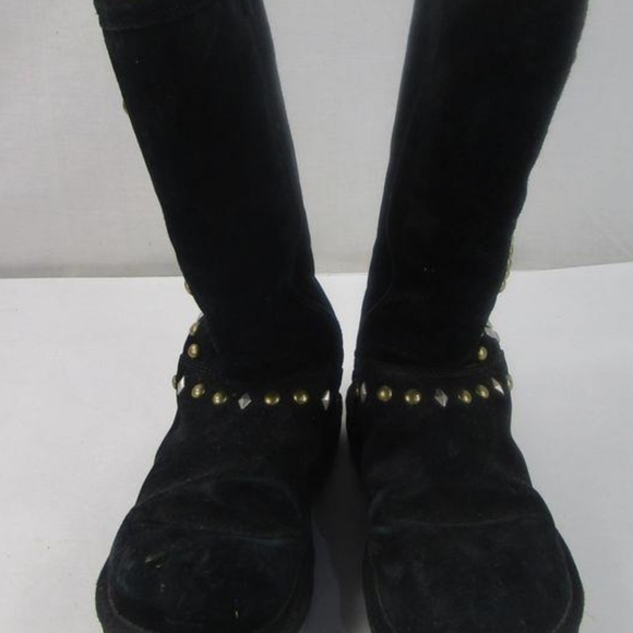 Ugg Avondale boots black with stud design size 7 - Picture 3 of 7